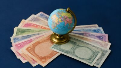 Как платить за услуги иностранной компании